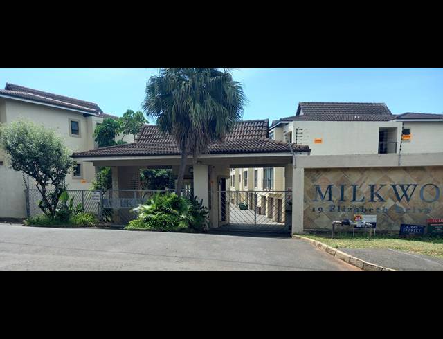 1 bed property for sale in ILLOVO BEACH